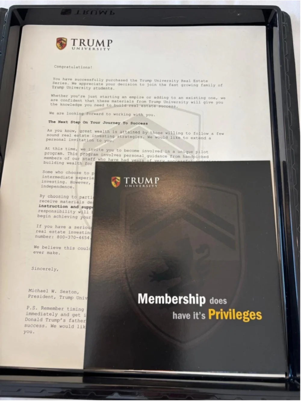Trump University Real Estate Series Binder Set One Size Black Gold #E69